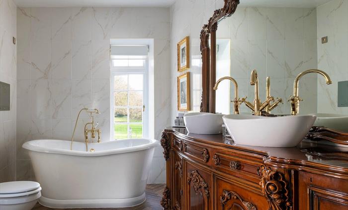 The Princess Margaret Junior Suite at 5* Plas Dinas Country House, voted Hotel of The Year 2021 at the North Wales Tourism Awards